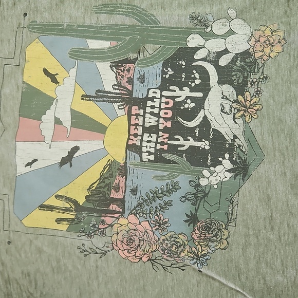 Modish Rebel Tee with Desert Print - Picture 2 of 7